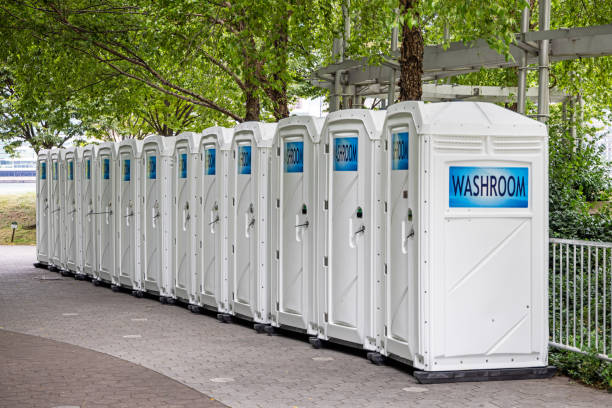 Best Portable restroom solutions  in Sugarcreek, OH